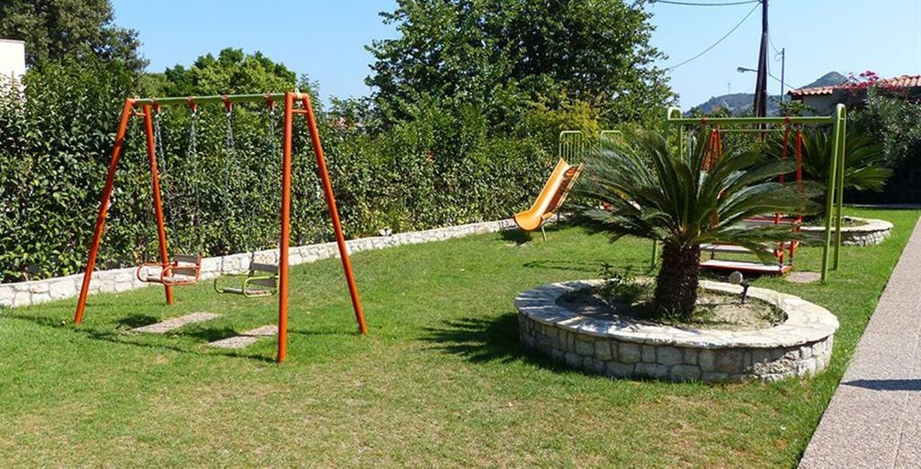 יאליסוס Santa Helena Hotel מראה חיצוני תמונה